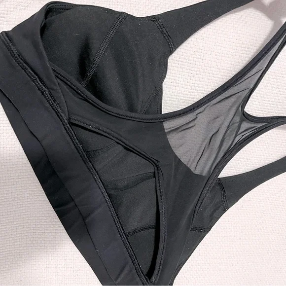Lululemon Racerback Sports Bra - black - Picture 3 of 4